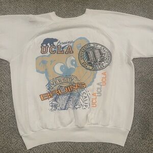 Vintage White UCLA sweatshirt Women’s Size Large
